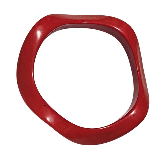 Retro Red Abstract Shaped Resin Bangle Bracelet 70s 80s 90s Fashion Jewelry - Picture 2 of 3